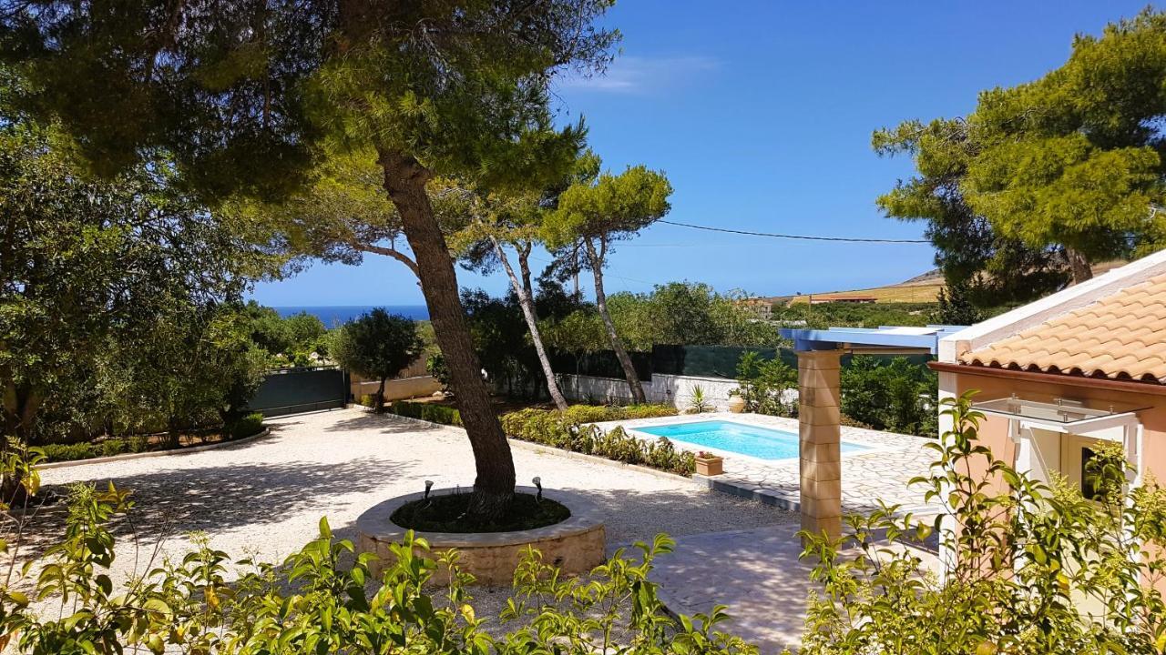 Ponderosa Villa Lixouri Exterior photo