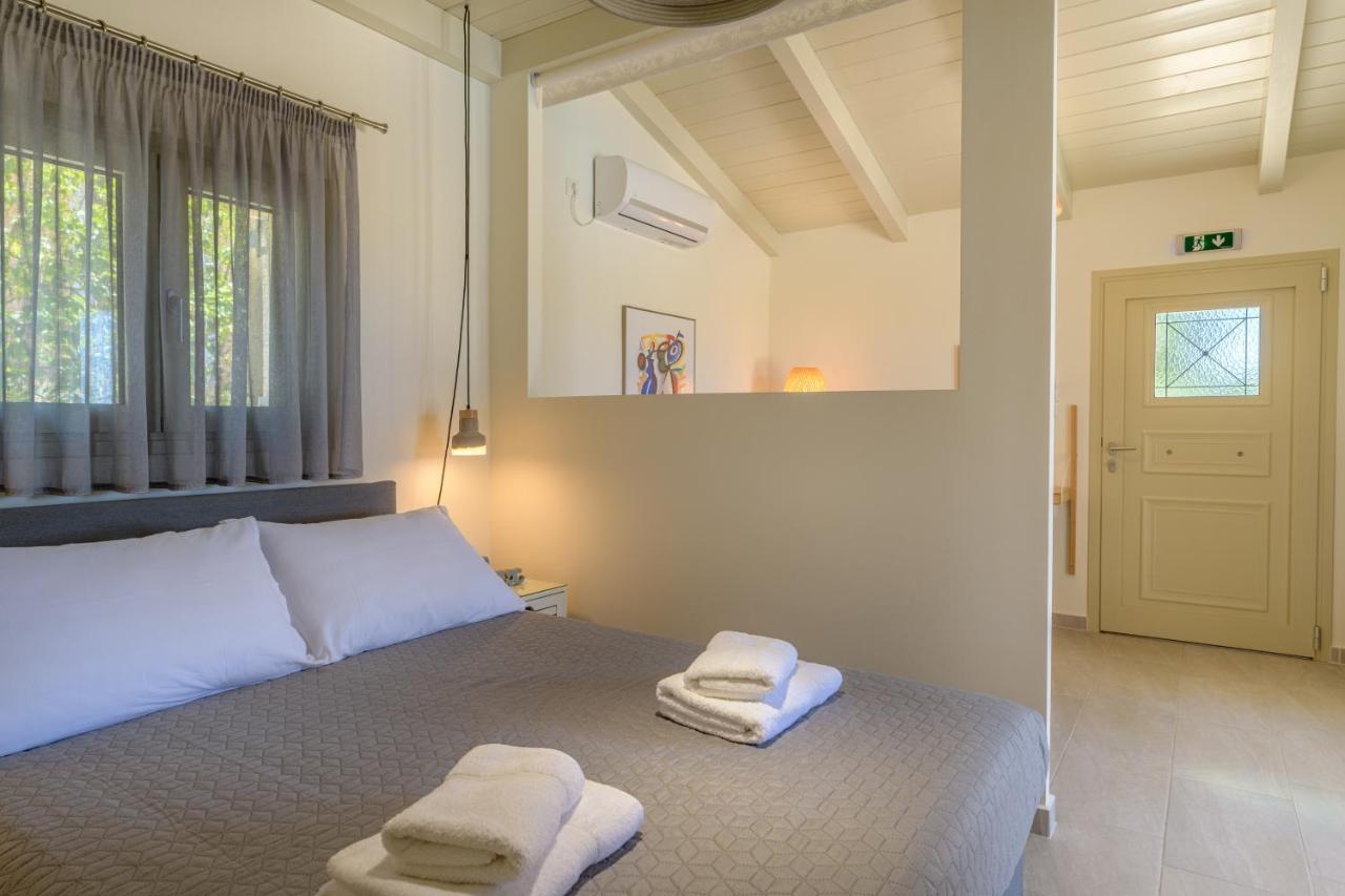 Ponderosa Villa Lixouri Exterior photo