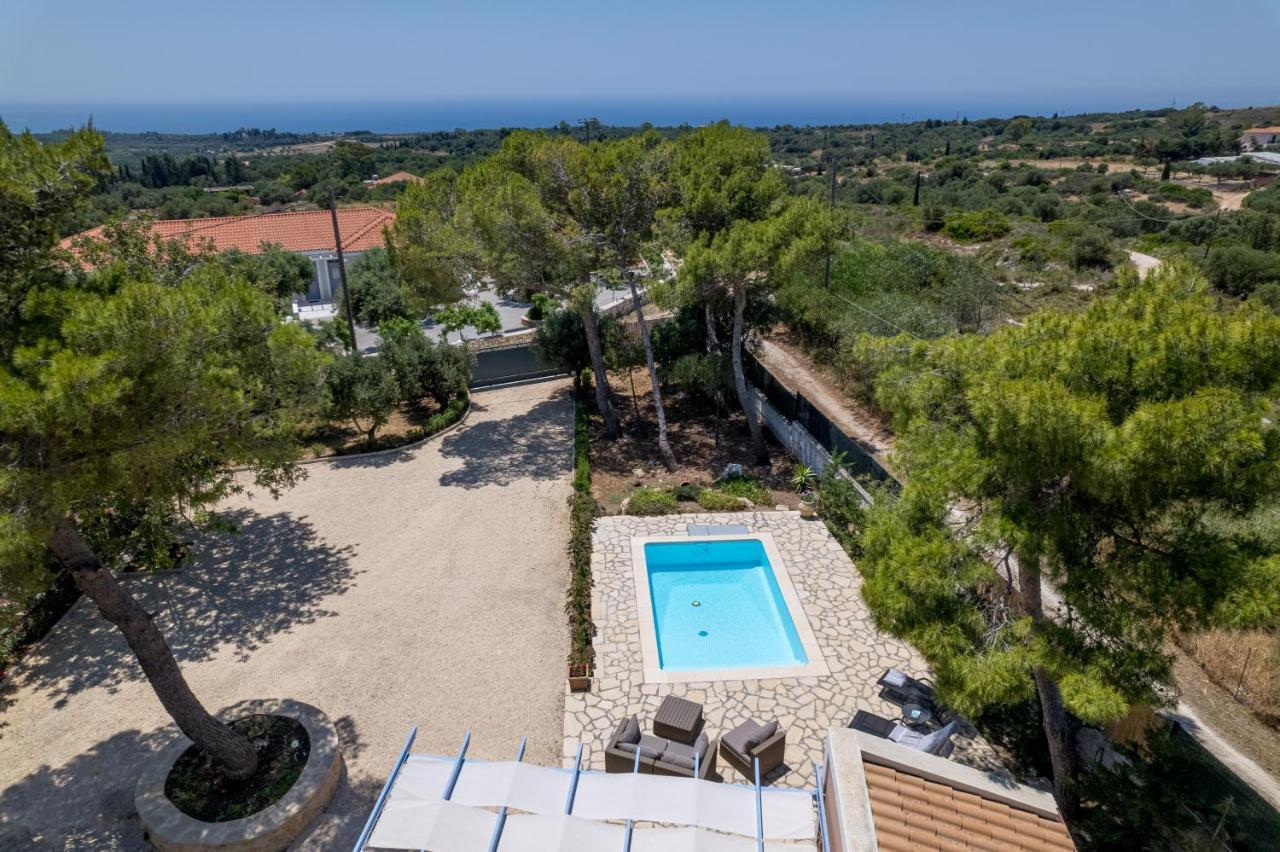 Ponderosa Villa Lixouri Exterior photo