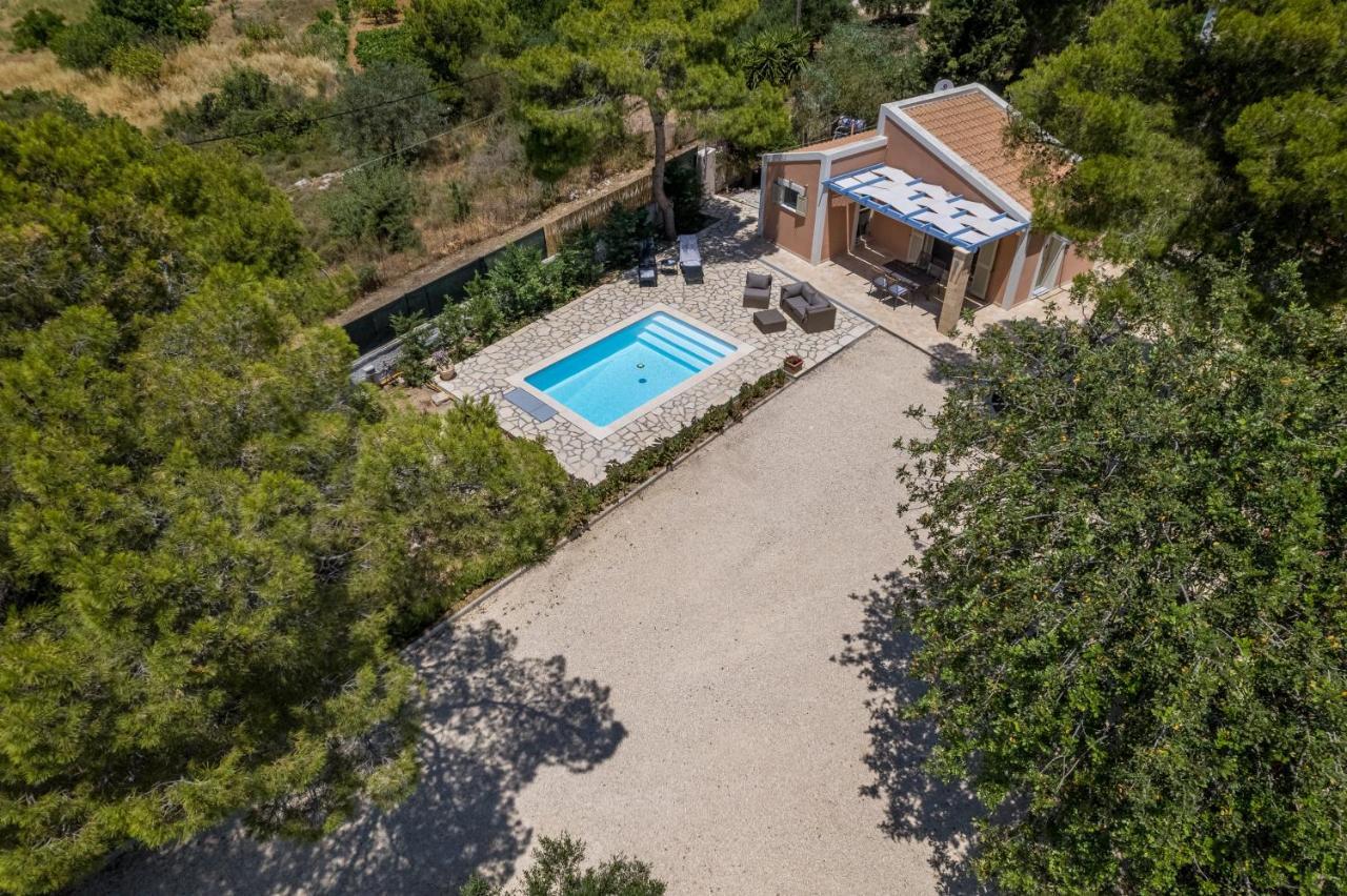 Ponderosa Villa Lixouri Exterior photo