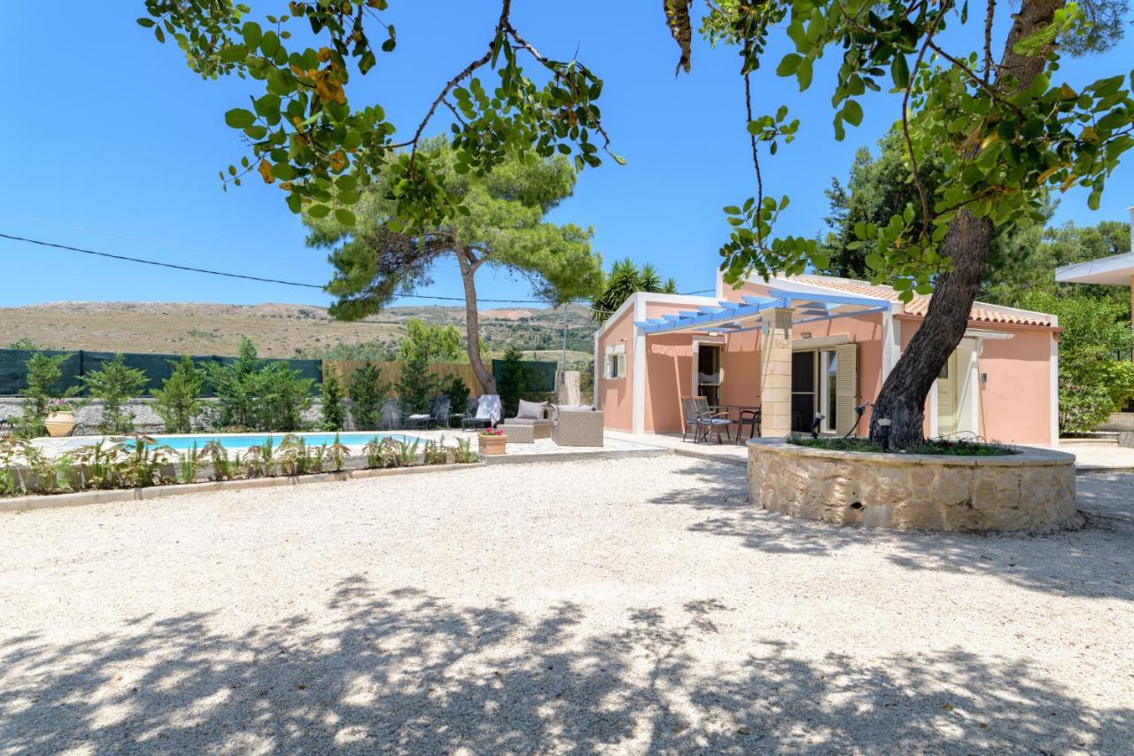 Ponderosa Villa Lixouri Exterior photo