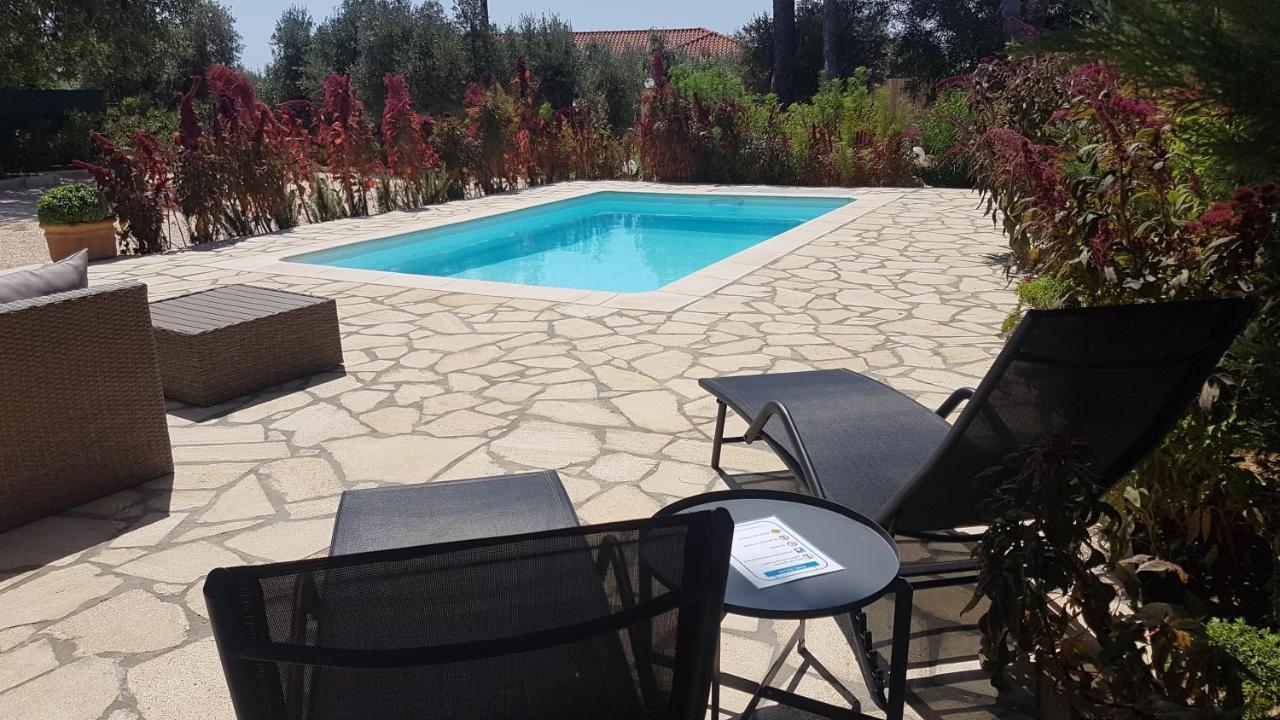 Ponderosa Villa Lixouri Exterior photo