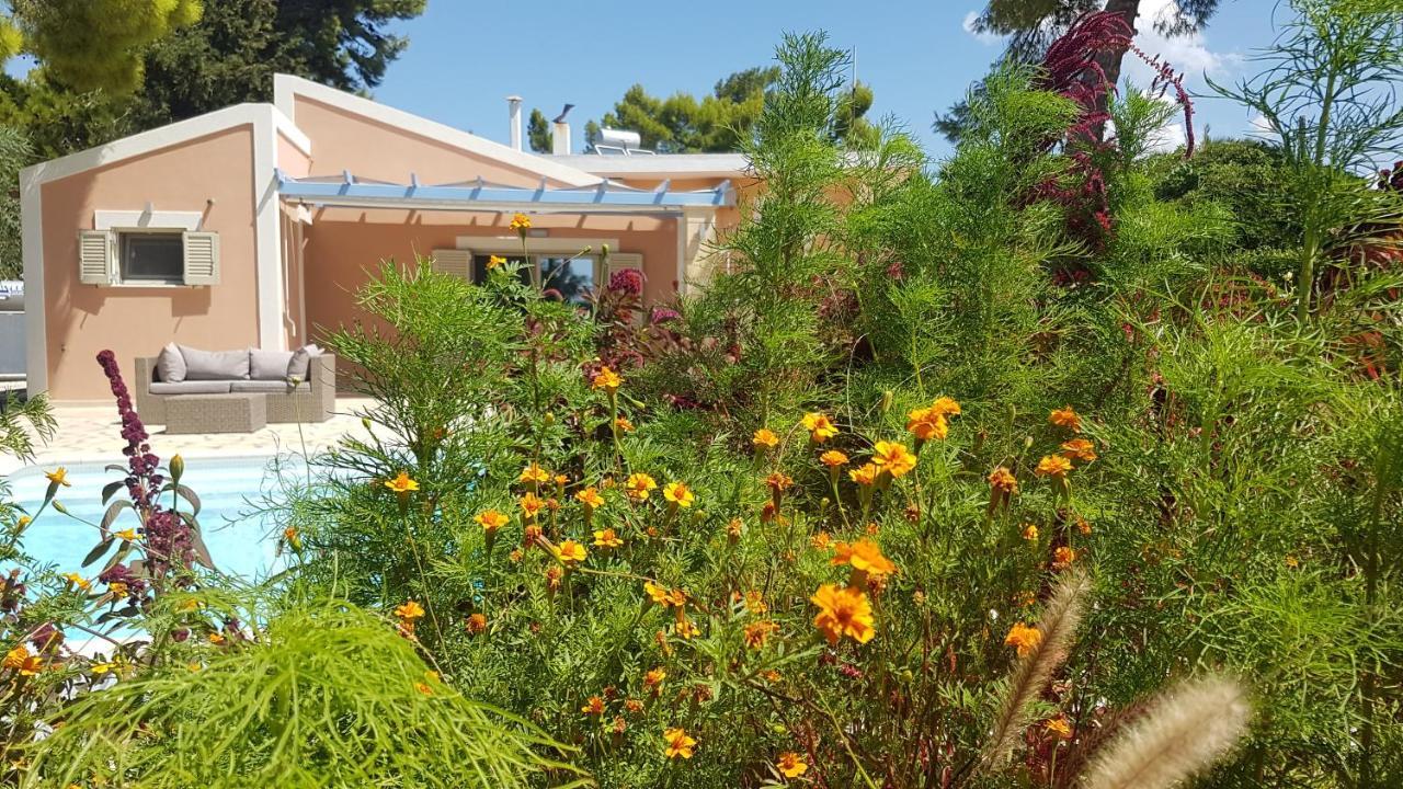 Ponderosa Villa Lixouri Exterior photo