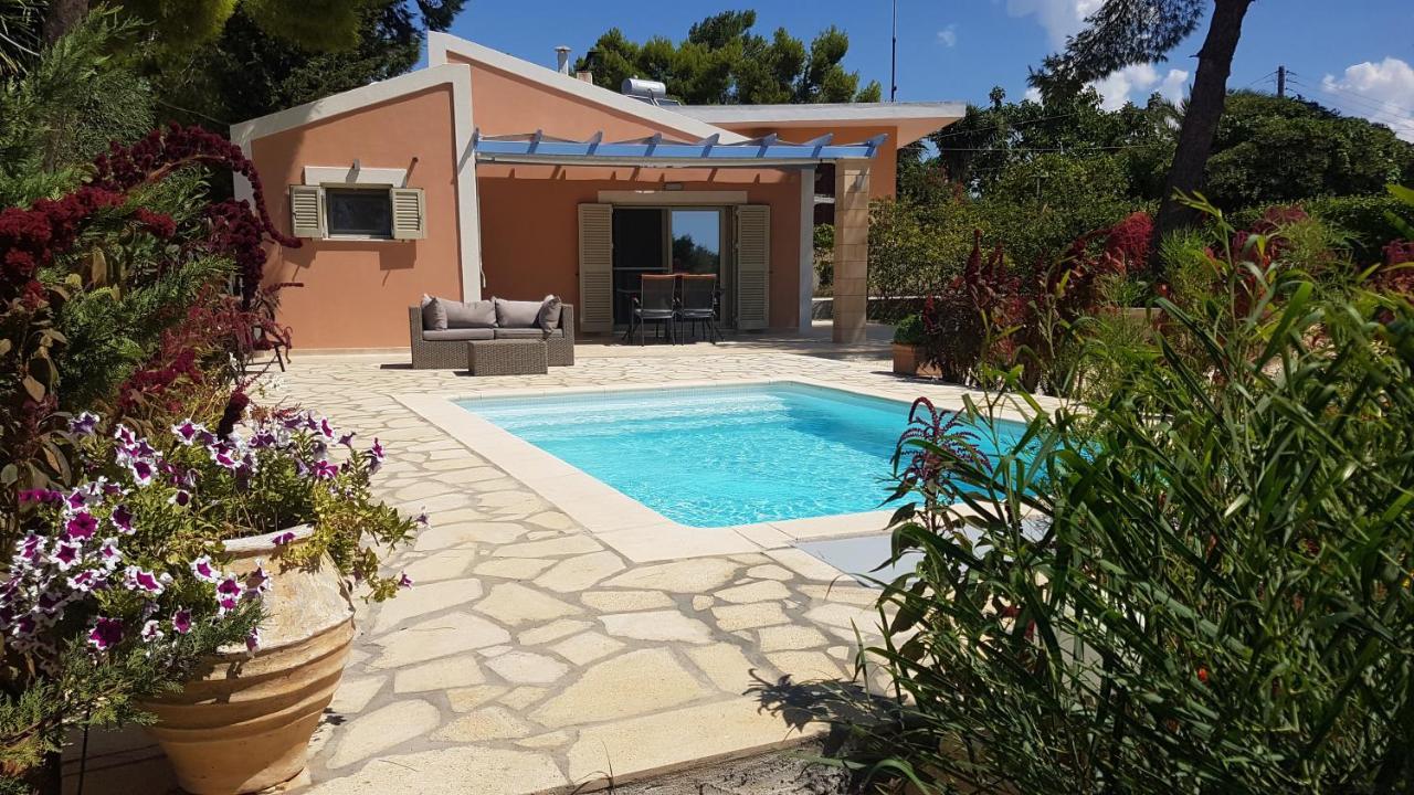 Ponderosa Villa Lixouri Exterior photo